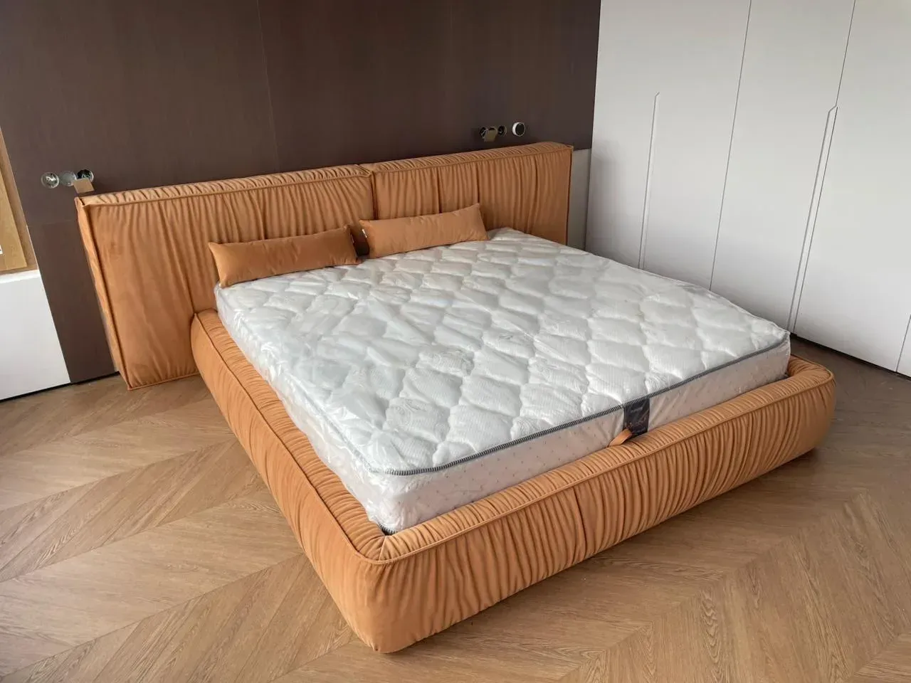 Кровать Лофт Люкс — фото в интерьере 2